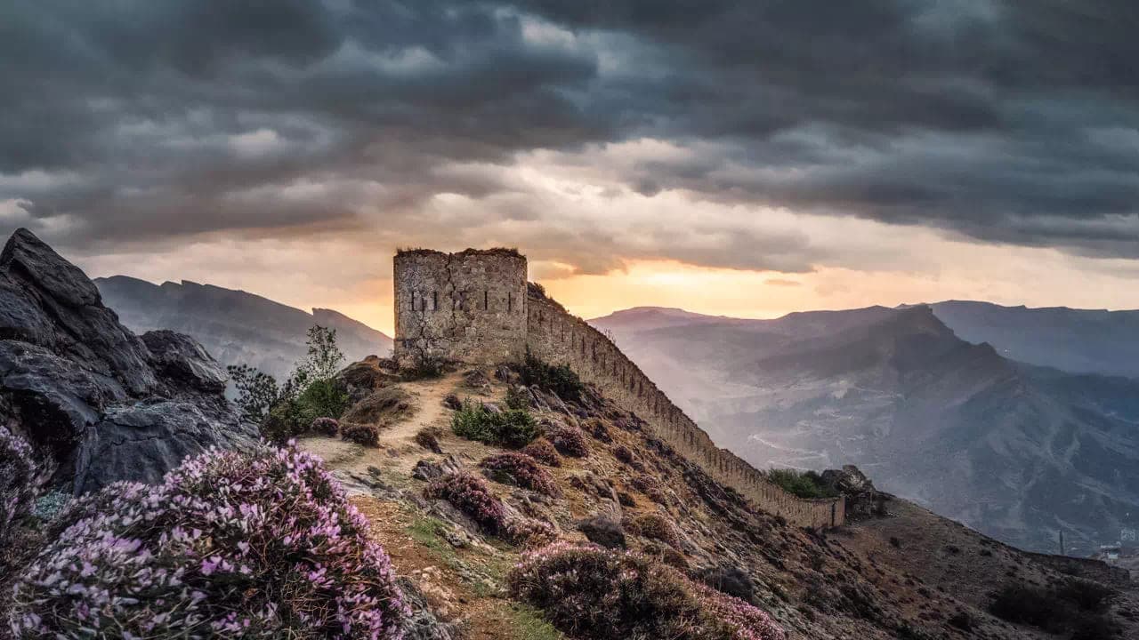 Достопримечательности и история Гуниба